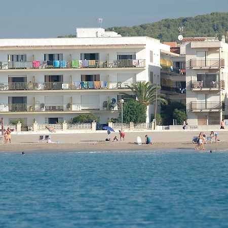 Villa Service - Apartamentos Aransol El Vendrell Phòng bức ảnh