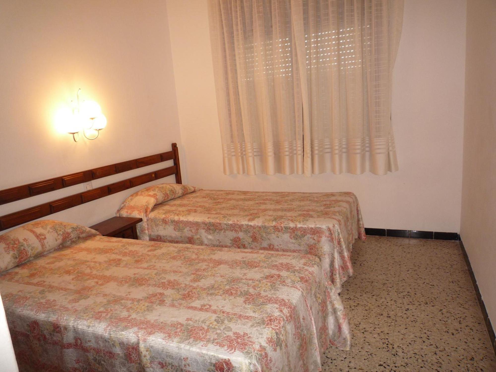 Villa Service - Apartamentos Aransol El Vendrell Phòng bức ảnh