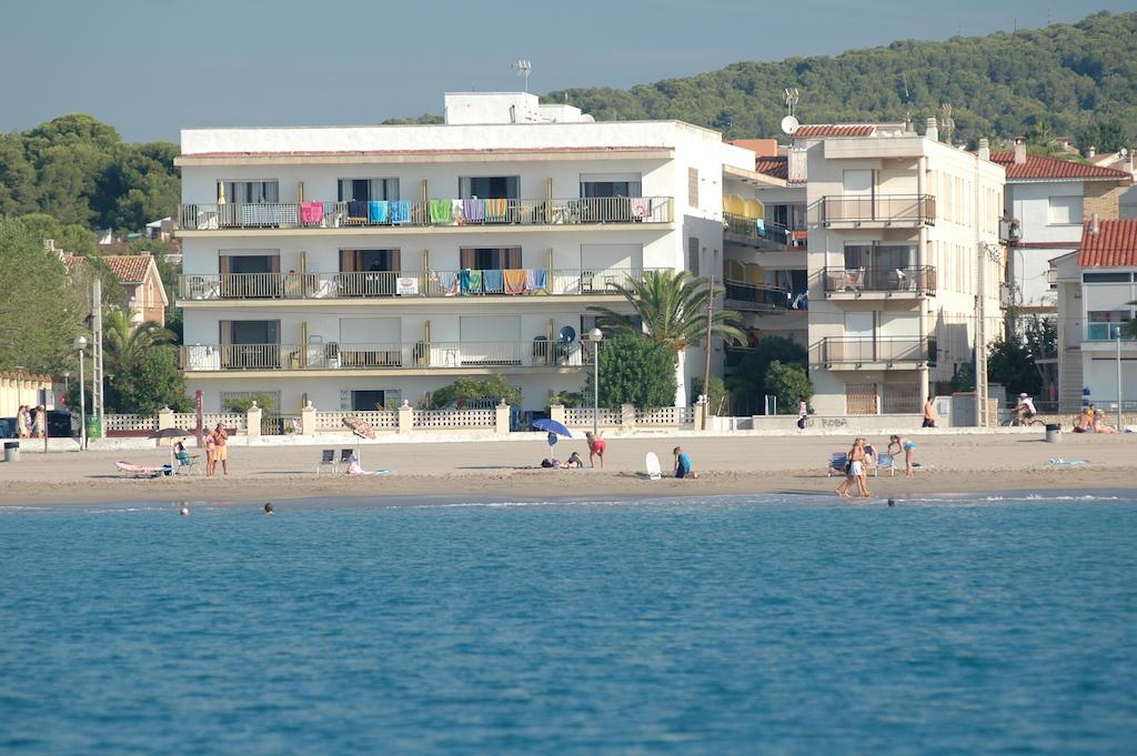 Villa Service - Apartamentos Aransol El Vendrell Phòng bức ảnh