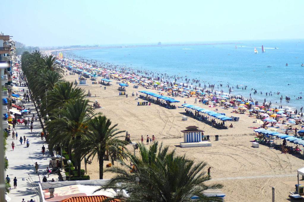 Villa Service - Apartamentos Aransol El Vendrell Ngoại thất bức ảnh